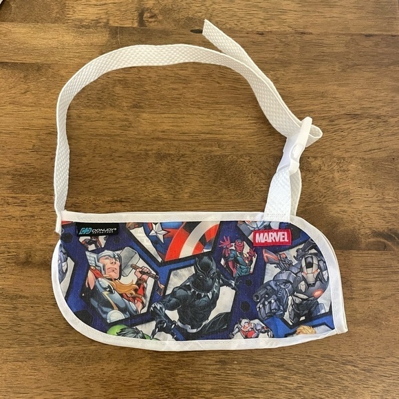 DonJoy Pediatric Avengers Arm Sling - Picture 3 of 8